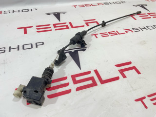 электропривод замка капота Tesla Model S 1 поколение 2015, 1034876-00-C, 1033010-00-C