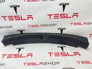 Отделка багажника пластик (под замок) Tesla Model 3 1 поколение 2019, 1086315-00-F