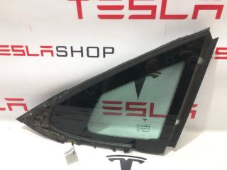 стекло кузовное боковое правое Tesla Model S 1 поколение 2013, 1051821-00-E