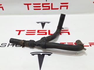 Шланг охлаждения для насоса Tesla Model S 1 поколение 2013, 6007345-00-E