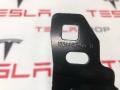 Петля замка крышки багажника Tesla Model S 1 поколение [2-й рестайлинг] (2021 - 2025), 1034482-00-A, A2467400032, 1034482-00-B - фото №4