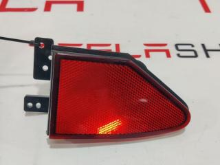 Отражатель фонаря на заднем крыле Tesla Model X 1 поколение 2016, 1010363-00-E, 1022421-00-C