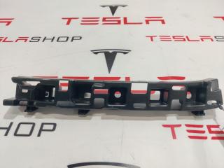 Кронштейн накладки, проема подъемной задней двери Tesla Model X 1 поколение 2016, 1059188-00-A, 1059189-00-A