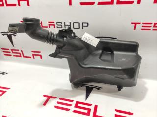 бачок омывателя Tesla Model 3 1 поколение 2020, 1096062-00-F, 1139548-00-A