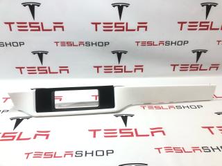 накладка на торпедо (консоль) Tesla Model S 1 поколение [2-й рестайлинг] (2021 - 2025), 1562997-02-G, 1562998-00-B