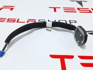 Антенна GPS (навигации) Tesla Model X 1 поколение 2019, 1097321-00-B, 1097321-00-A, 920-567-001