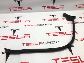 Уплотнитель задней двери Tesla Model S 1 поколение 2013, 6009595-00-D