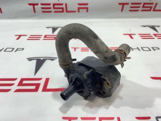 Насос охлаждающей жидкости (Помпа) Tesla Model S 1 поколение 2015, 1067473-00-H, 1057257-01-G, 6007367-00-E