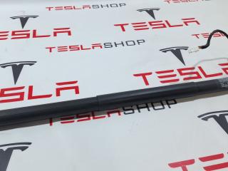 амортизатор крышки багажника (3-5 двери) Tesla Model X 1 поколение [рестайлинг] 2022, 1065664-00-B