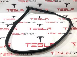 Уплотнитель проема дверного Tesla Model S 1 поколение [2-й рестайлинг] (2021 - 2025), 1606734-00-C