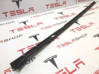 Молдинг накладки порога Tesla Model S 1 поколение [2-й рестайлинг] (2021 - 2025), 1012217-00-G
