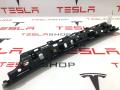 Накладка подъемной задней двери Tesla Model X 1 поколение [рестайлинг] 2022, 1055049-00-F, 1060410-00-C, 1055055-00-D - фото №5