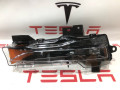 фара противотуманная правая Tesla Model 3 1 поколение (2017 - 2025), 1077392-00-F, 1507931-00-C - фото №2