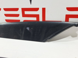Накладка люверсы Tesla Model S 1 поколение [рестайлинг] 2016, 1079634-00-A, 1056378-00-C