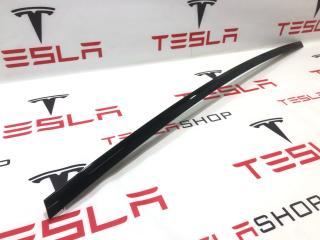 Молдинг подъемной задней двери Tesla Model X 1 поколение [рестайлинг] 2022, 1032250-01-J