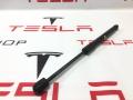 амортизатор капота Tesla Model 3 1 поколение 2019, электро, 1091472-00-B - фото №2