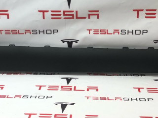 Накладка порога рокерной панели Tesla Model Y 1 поколение 2020, 1497740-00-C, 1493631-90-B