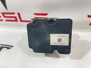 блок ABS Tesla Model S 1 поколение 2015, 1037797-00-D