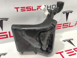 бачок омывателя Tesla Model 3 1 поколение 2020, 1096062-00-F, 1139548-00-A