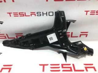 Кронштейн внутренний стойки C Tesla Model S 1 поколение 2013, 1009273-00-D