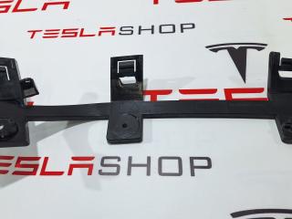 Направляющая фары Tesla Model X 1 поколение 2018, 1046959-00-F, 1046959-00-G