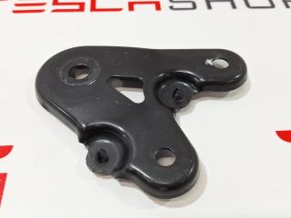 Пластина заднего подрамника Tesla Model Y 1 поколение 2021, 1044576-00-B