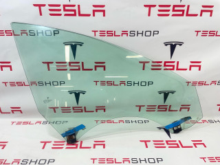 стекло двери передней правой Tesla Model 3 1 поколение 2019, 1077901-99-A