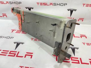 лонжерон правый Tesla Model X 1 поколение 2019, 1047167-00-J, 1036170-00-J