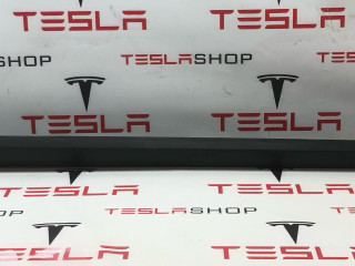 Накладка порога рокерной панели Tesla Model X 1 поколение 2018, 1034219-00-B