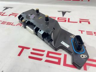 Контроллер основной батареи (BMS) Tesla Model 3 1 поколение 2019, 1106394-01-H