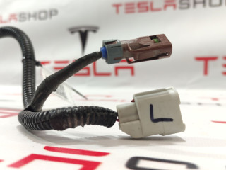 разъем (фишка) проводки Tesla Model 3 1 поколение 2022, 1067964-01-F, 3067964-02-C