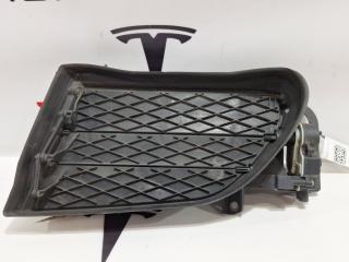 люверс переднего бампера правый Tesla Model S 1 поколение 2013, 6009385-00-C, 1007269-00-D, 6008869-00-A