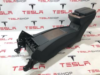 консоль салона (центральная часть) Tesla Model X 1 поколение 2019, электро, 1026730-00-E