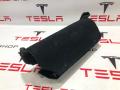 Кронштейн (крепление) коврового покрытия багажника Tesla Model S 1 поколение 2013, 1012354-00-D, 1009173-00-C - фото №4