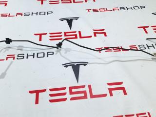 трубка тормозная Tesla Model S 1 поколение [2-й рестайлинг] (2021 - 2025), 1420713-00-B