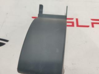 Накладка петли подъемной задней двери Tesla Model X 1 поколение 2016, 1047074-00-G