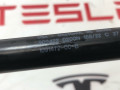 амортизатор капота Tesla Model 3 1 поколение 2022, 1091472-00-B, 1089587-00-C - фото №5