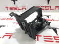 Крепление аккумулятора 12V Tesla Model S 1 поколение [рестайлинг] 2016, 1024085-00-A, 1028668-00-E, 1051743-00-C, 1031029-00-E - фото №4