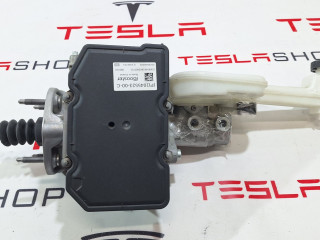 цилиндр тормозной главный Tesla Model X 1 поколение 2018, 1045523-00-C
