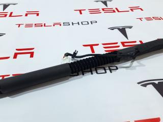 Амортизатор электрический подъемной задней двери Tesla Model X 1 поколение [рестайлинг] 2022, 1063440-00-F