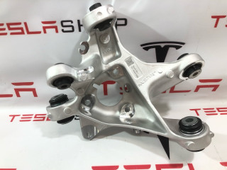 кулак задний левый Tesla Model 3 1 поколение 2022, 1044411-00-F