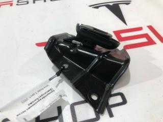 Кронштейн крепления петли (фиксатора) багажа Tesla Model X 1 поколение [рестайлинг] 2022, 1061158-00-C, 1623162-00-B