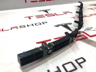 Крепление бампера заднего Tesla Model X 1 поколение 2019, 1034832-00-B, 1034834-00-D