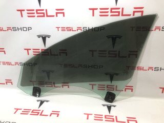 стекло двери передней правой Tesla Model 3 1 поколение 2022, 1077901-99-A, 1568569-00-C