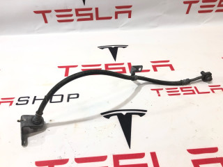 шланг тормозной Tesla Model 3 1 поколение 2022, 1044721-00-D