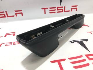 Накладка декоративная основания сидений 1-го ряда Tesla Model X 1 поколение 2019, 1100674-00-D, 1100673-00-D