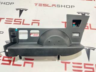 Накладка центральной панели Tesla Model X 1 поколение 2016, 1035563-00-C, 1054822-00-A