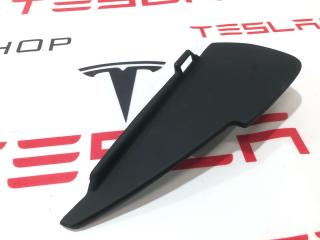 Накладка боковая торпеды Tesla Model S 1 поколение [2-й рестайлинг] (2021 - 2025), 1563061-00-D