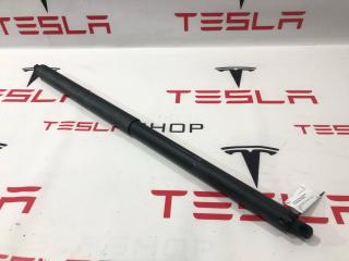 амортизатор крышки багажника (3-5 двери) Tesla Model S 1 поколение [2-й рестайлинг] (2021 - 2025), 6006611-00-C