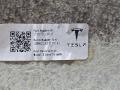 Накладка подъемной задней двери Tesla Model X 1 поколение [рестайлинг] 2022, 1659730-89-B, 1659730-90-B - фото №4